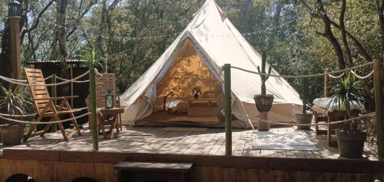Evasion En Pleine Nature, Tipi Insolite Et Jacuzzi Au Pont Du Gard ! Vers Pont du Gard Exterior foto