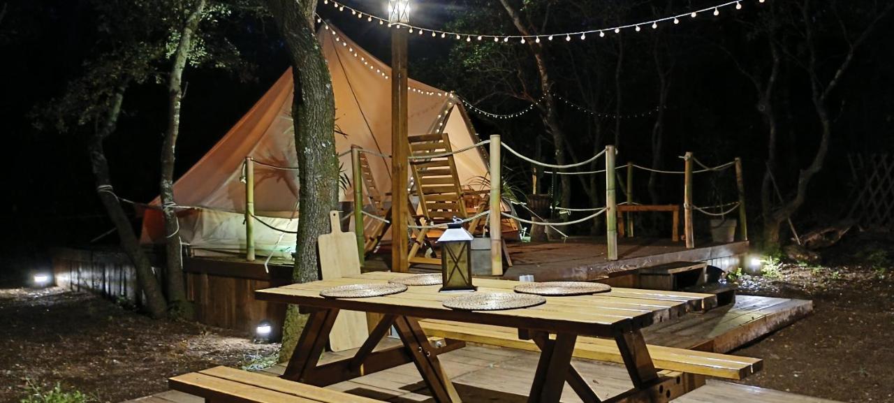 Evasion En Pleine Nature, Tipi Insolite Et Jacuzzi Au Pont Du Gard ! Vers Pont du Gard Exterior foto